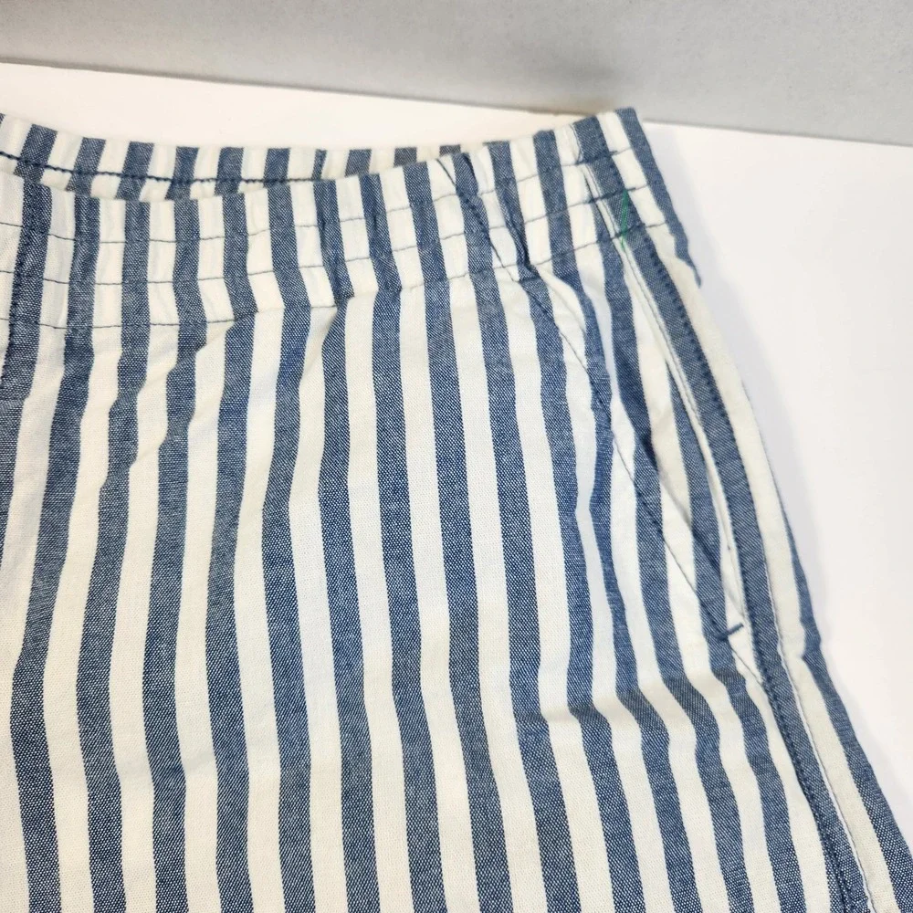 Lands End Womens Shorts Sz 12 Petite 12P Blue White Stripe Pull On‎ Casual Chic